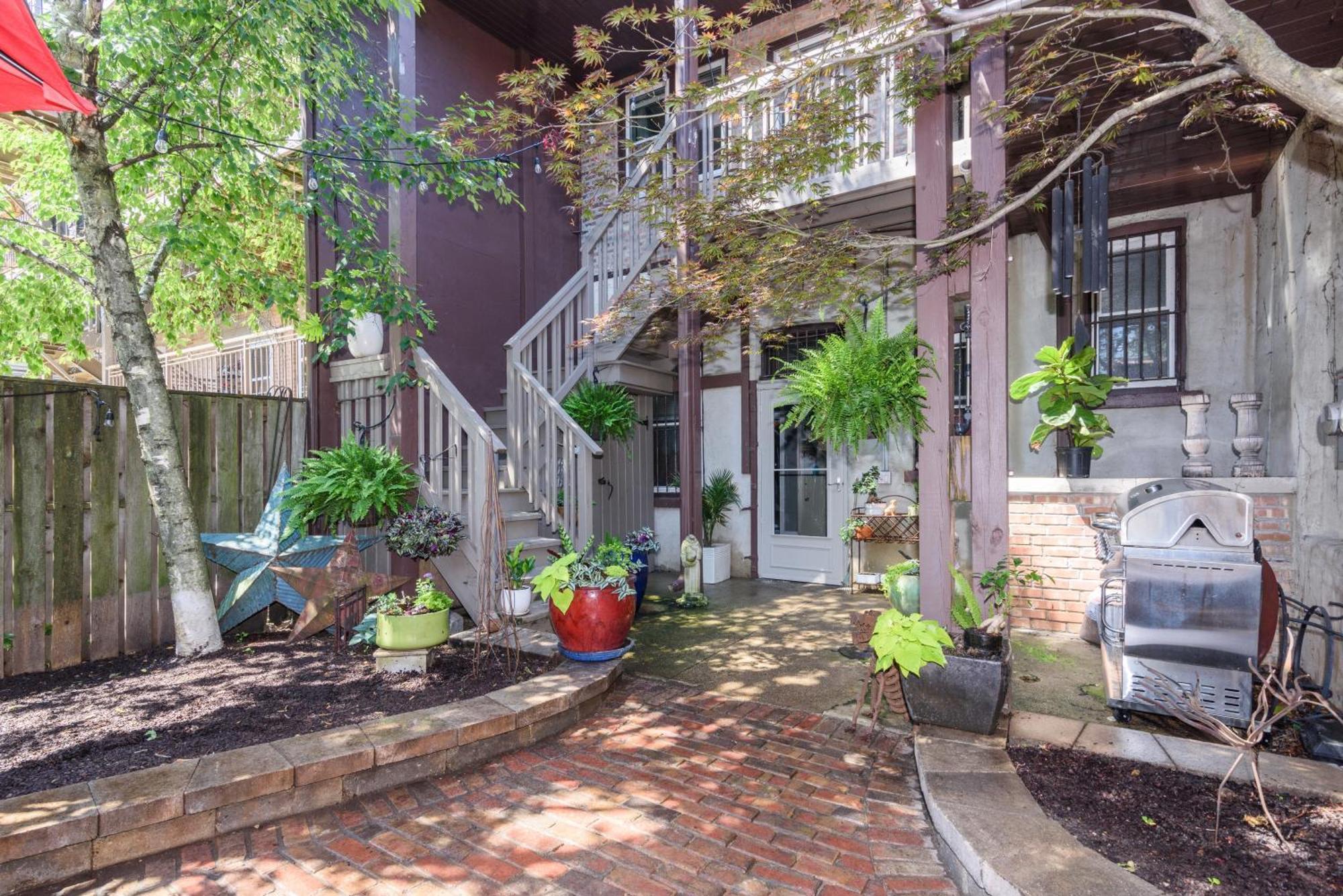 House 5863- Chicago'S Premier Bed And Breakfast Exterior photo