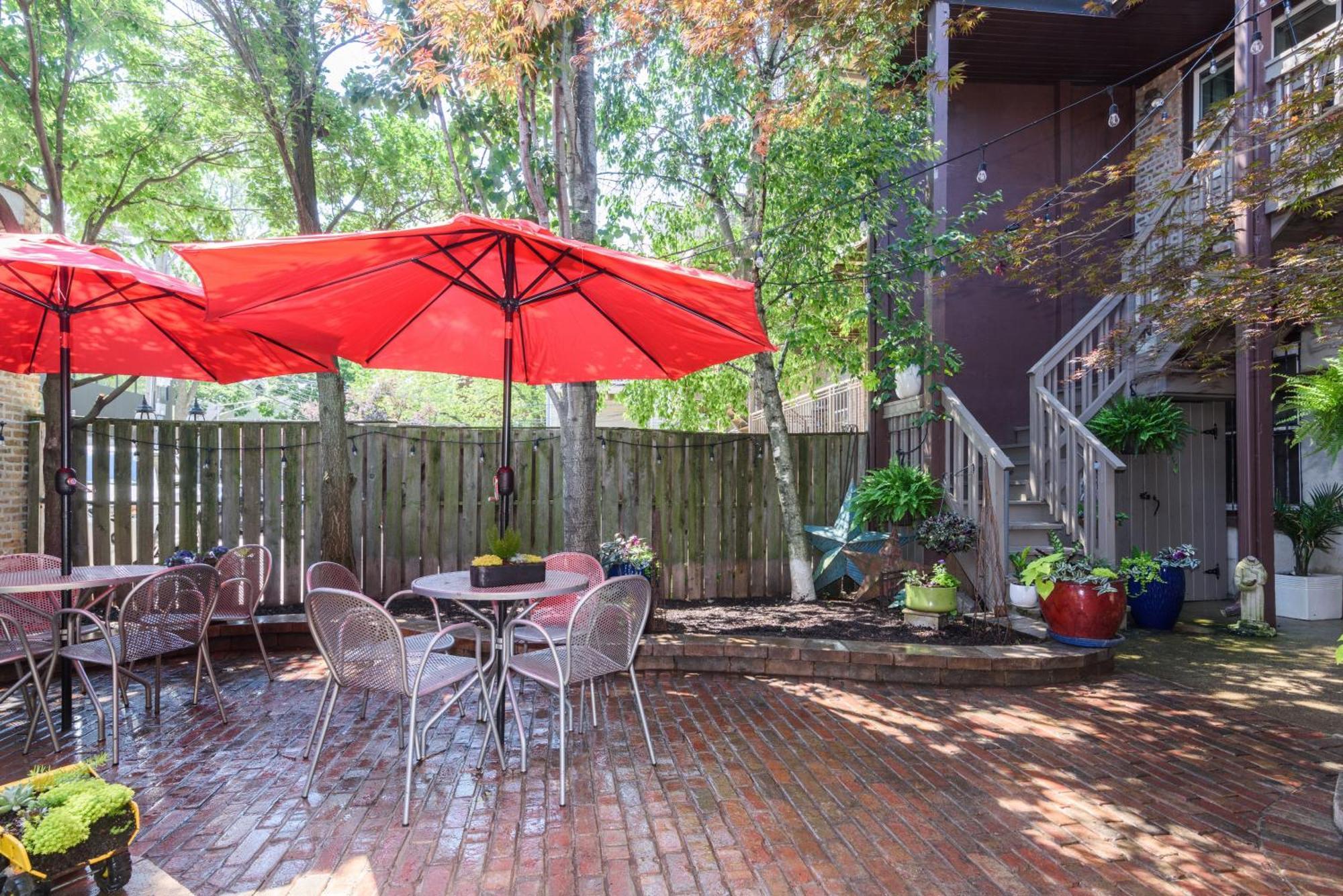 House 5863- Chicago'S Premier Bed And Breakfast Exterior photo
