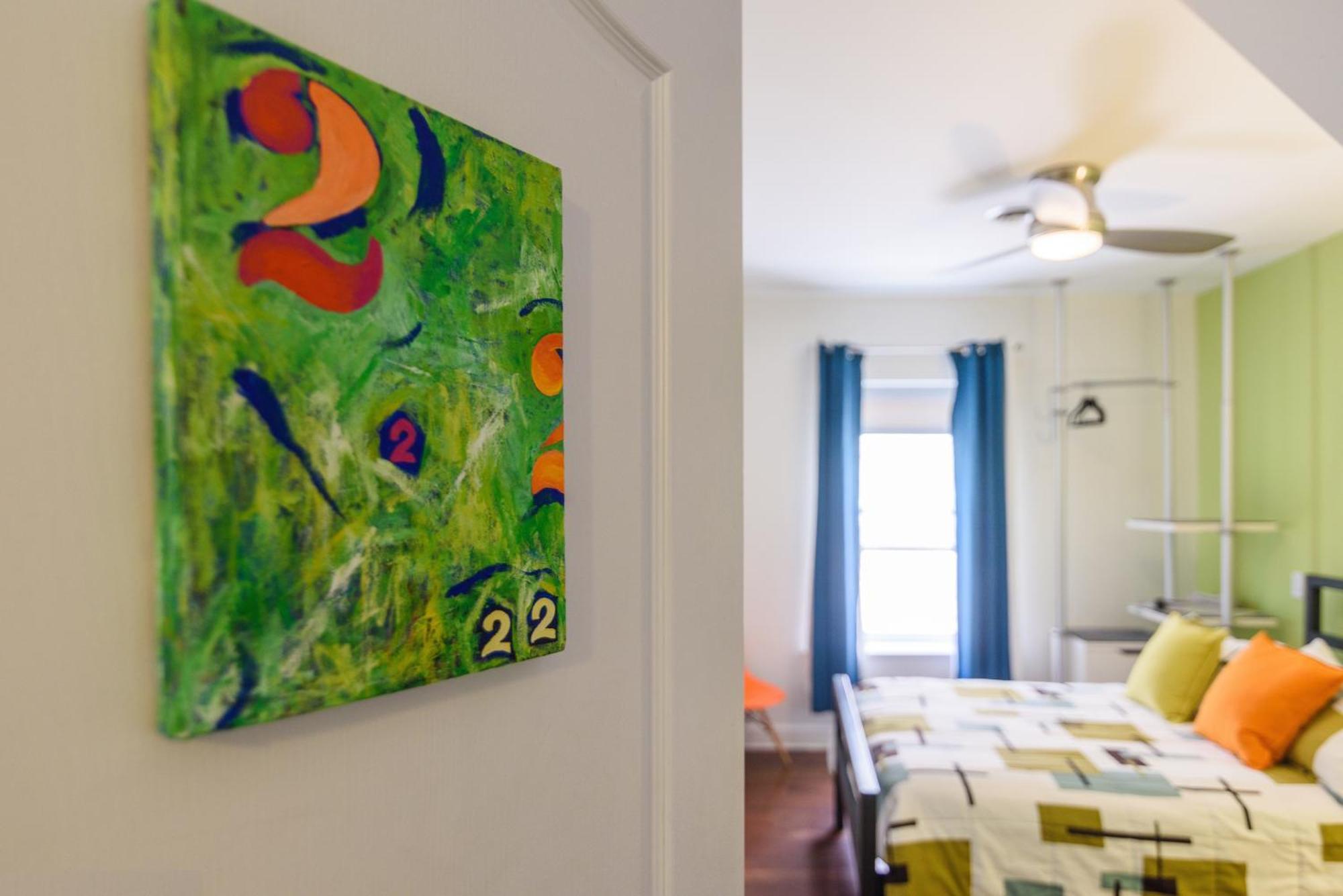 House 5863- Chicago'S Premier Bed And Breakfast Room photo